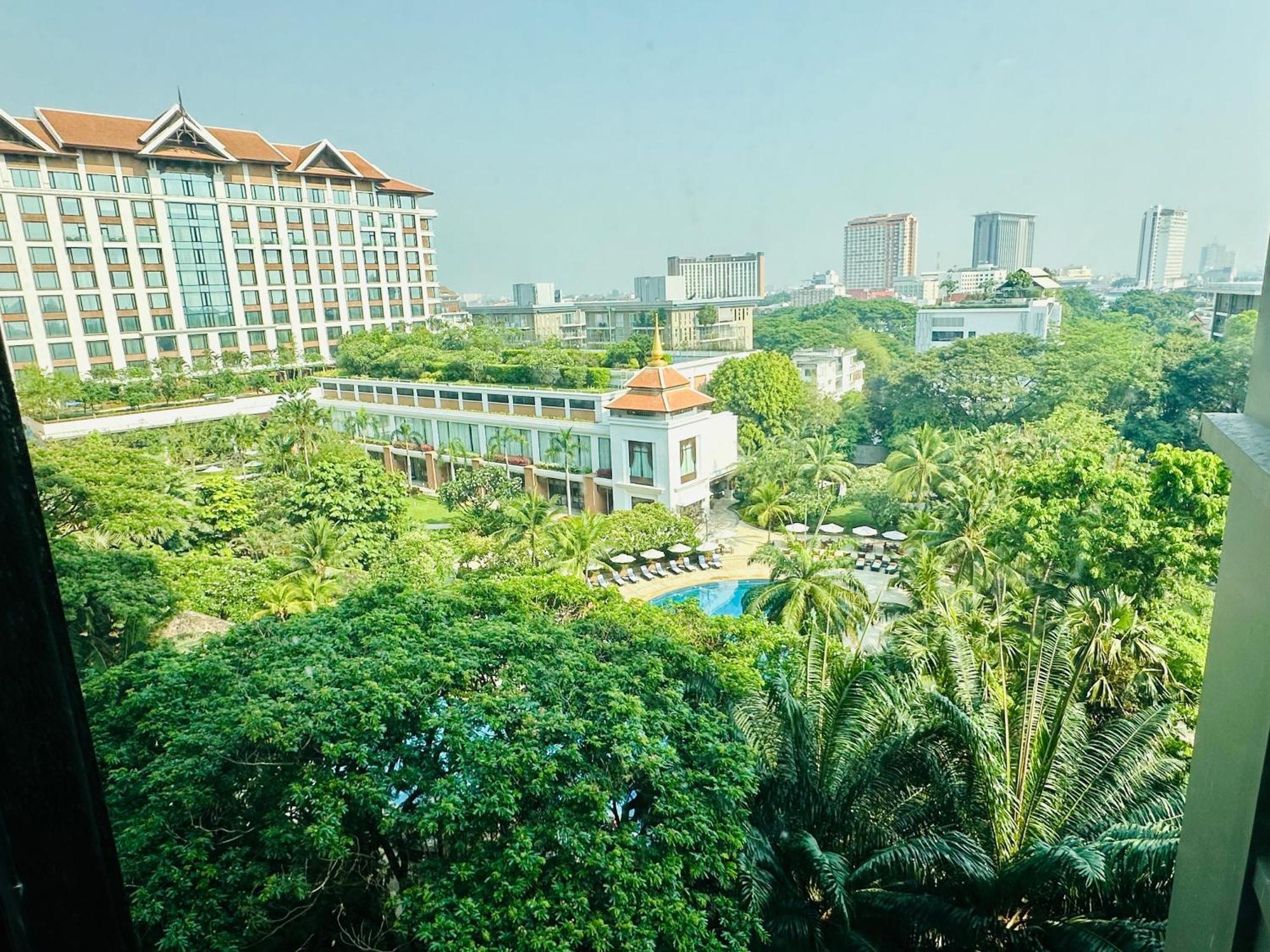 The Astra Condo Changkhlan In Чиангмай Экстерьер фото